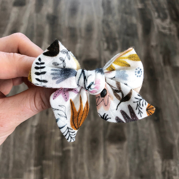 Mini Pinwheel Bow