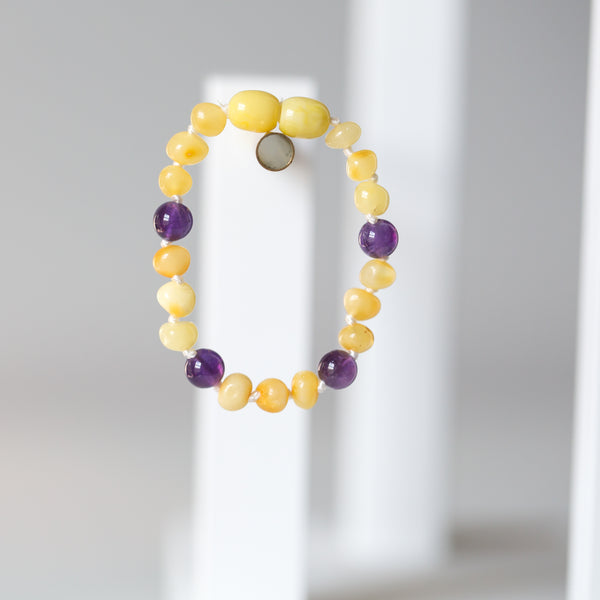 Baltic Amber Baby Bracelet - Polished Butter + Amethyst