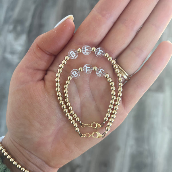 White letters on CLEAR beads WITHOUT metallics between