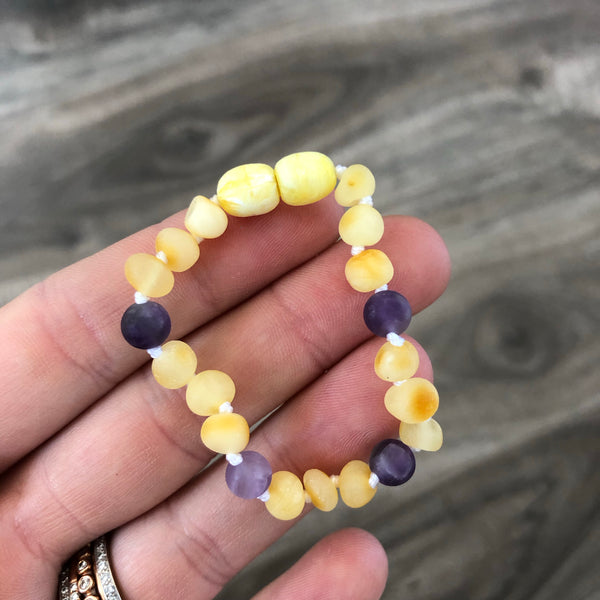 Baltic Amber Baby Bracelet - Raw Butter + Matte Amethyst