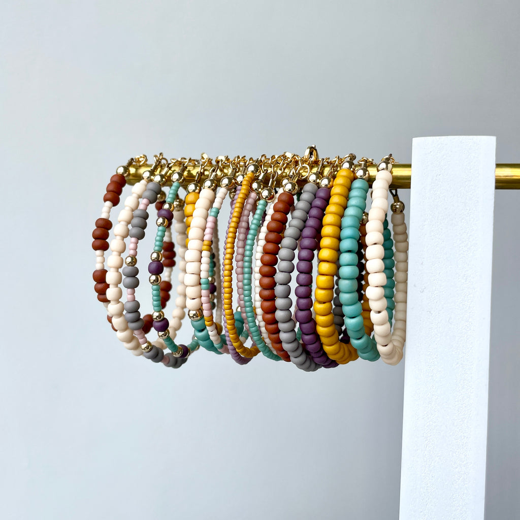 TILA BRACELET KIT Makes 20 Beaded Bracelets Beaded -   Diy bracelets  kit, Make your own bracelet, Making bracelets with beads